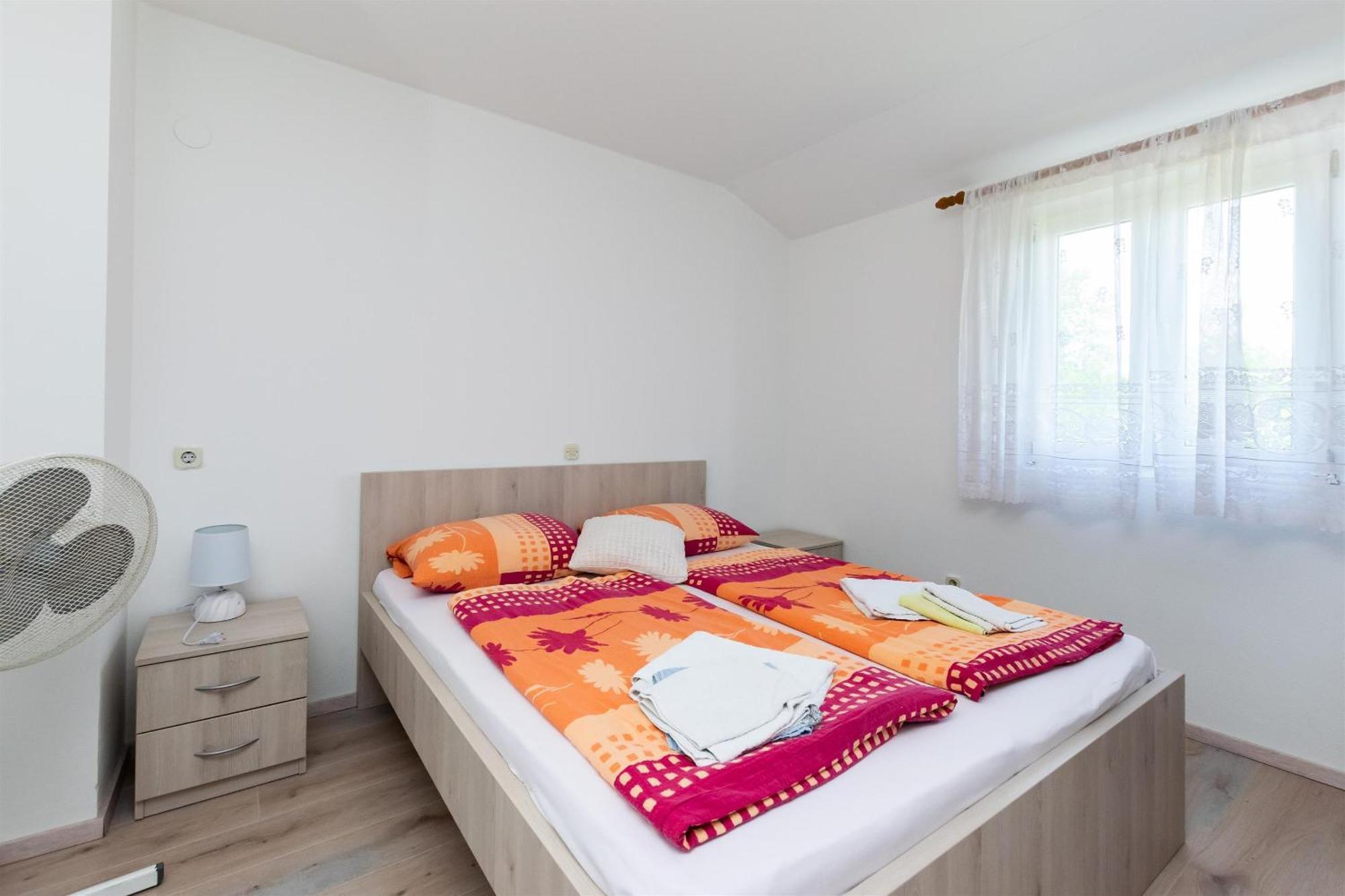 Apartments Boza Lopar Buitenkant foto
